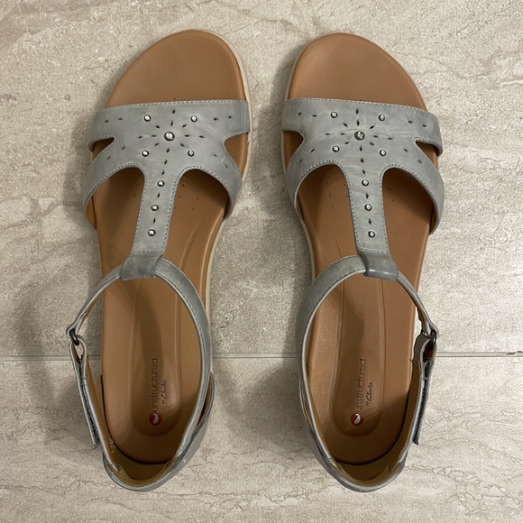 CLARKS Women’s Un Reisel Mara T Strap Sandal Size 12 - Picture 5 of 8